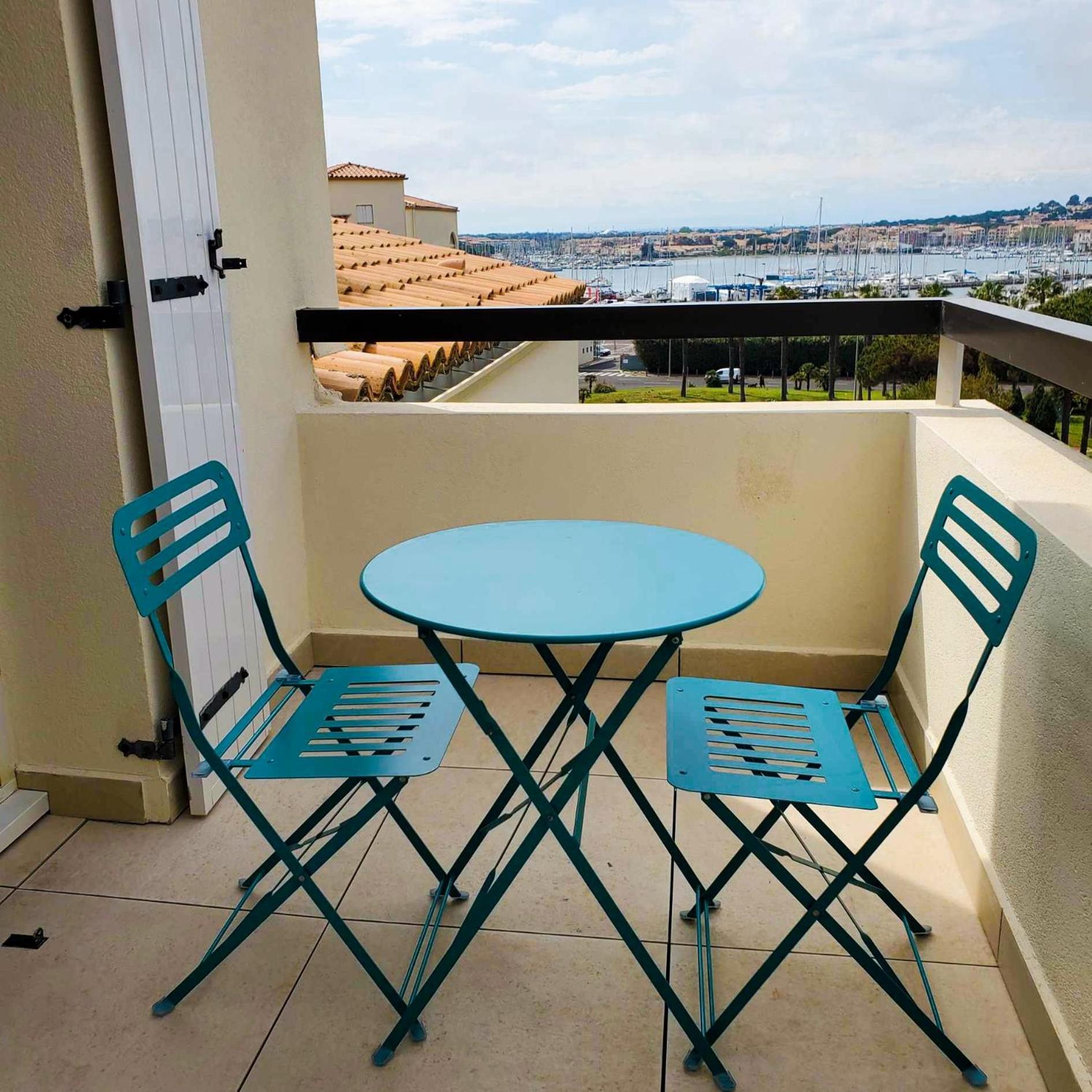 Grand Appartement Proche Port Et Plages, 6 A 8 Pers, 3 Chambres, Climatise Agde Luaran gambar